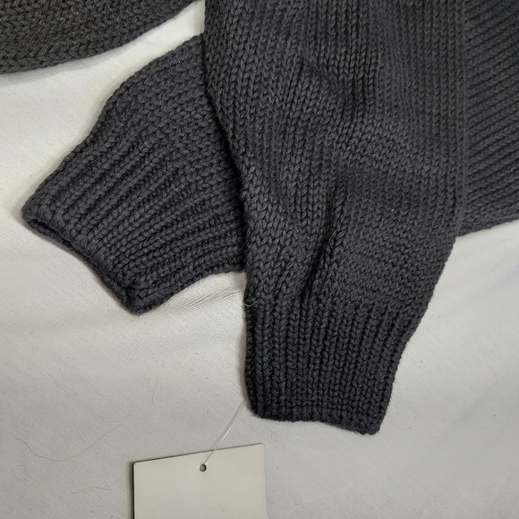 Vintage Oblique Black Crew Neck Knit Sweater, Small, NWT - Picture 5 of 10